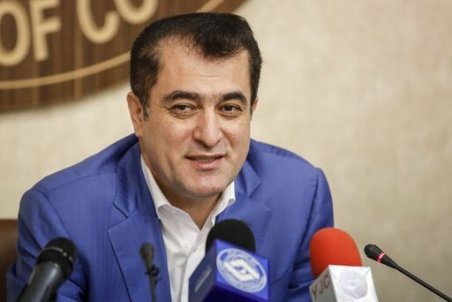 تعقیب قضایی خلیل زاده به اتهام پولشویی و اخلال در نظام تولید