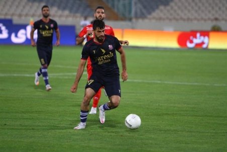 دهقانی: برای ماندن در لیگ برتر نباید تردید داشته باشیم