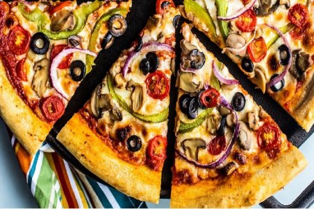 طرز تهیه پیتزا در ماکروفر همراه راهنمای تنظیم درجه