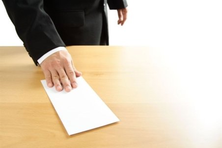 ماجرای استعفای عضو شورای شهر اردستان چه بود؟