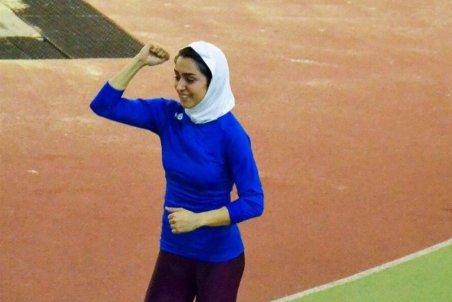 نایب قهرمانی و رکوردشکنی فرزانه فصیحی در تورنمنت دوومیدانی میترویکا