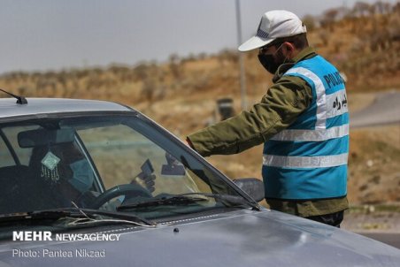 حضور ۳۲ تیم کنترلی پلیس راهور در مبادی ورودی و خروجی شهرهای ایلام