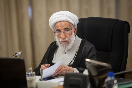 آیت الله جنتی: ریاست جمهوری مسئولیتی است که با معاش مردم سروکار دارد