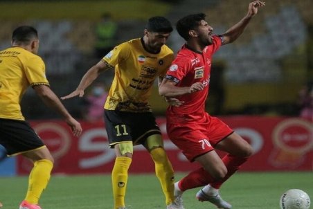 نصرتی : پرسپولیس مقابل سپاهان مفت امتیازداد