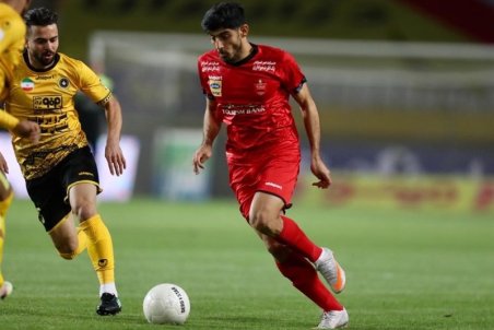 منافی: پرسپولیس مقابل سپاهان نتیجه بدی نگرفت