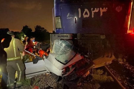تصادف قطار مسافربری با پراید در حوالی ورامین