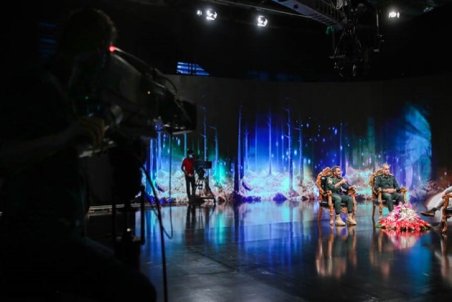 «مثل ماه» روایت قصه های سربلندی/ اینجا اشک کسی در نمی آید!