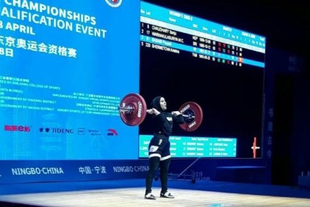 واکنش رئیس کمیته پزشکی فدراسیون وزنه‌برداری به اظهارات داریوش ارجمند درباره ورزش بانوان