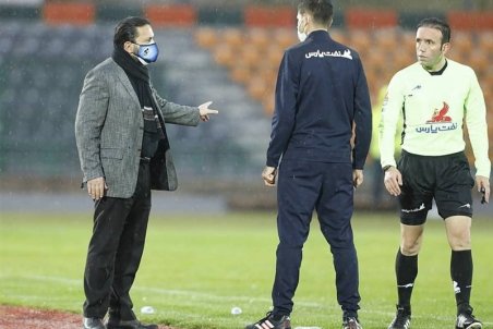 مدیرروستا: نماینده هیئت فوتبال گفت مشکلی برای تعویض ندارید