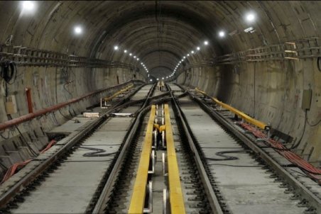 پیشرفت ۳۰ درصدی خط دو قطار شهری در بخش سازه