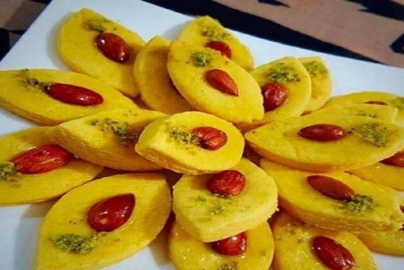 طرز تهیه شیرینی بادام زنجبیلی