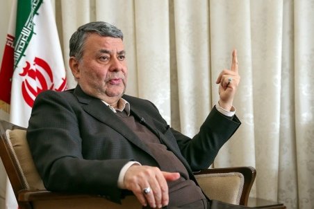 محمد صدر: خاتمی توصیه به ثبت‌نام من داشت