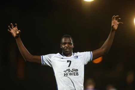 دیاباته سرانجام در تمرین استقلال حاضر شد + عکس