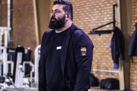 استکی: مثل بعضی کشورها زیر میزی می‌دادیم طلا هم می‌گرفتیم