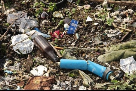 محل دفن زباله‌های بیمارستانی کرمانشاه مورد تأیید محیط‌زیست نیست