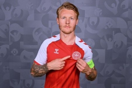 سیمون کیائر؛ مَرد تویی آقا، باقی اداتو در میارن