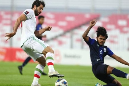 همدانی: انگیزه بازیکنان کم است، از بازی با عراق می‌ترسم