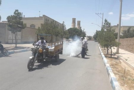 عملیات سم پاشی بیش از 4 هزار منهول فاضلاب نایین