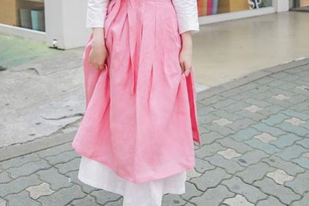 نمونه هایی از مدل دامن های بلند دختران نوجوان به رنگ صورتی