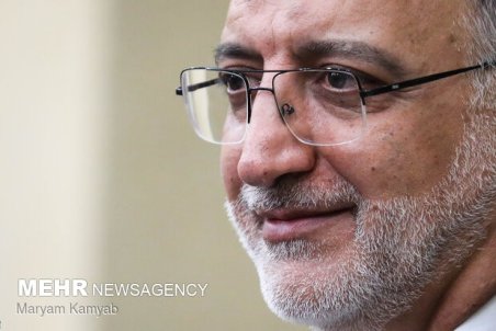 «علیرضا زاکانی» در حسینیه جماران رأی خود را به صندوق انداخت