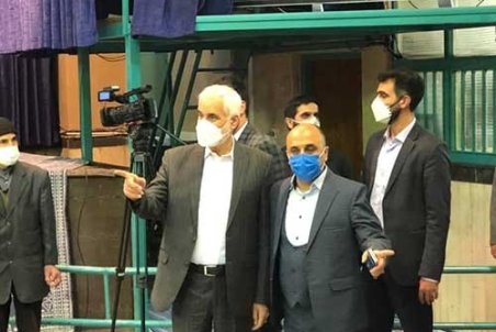 اعتراض به مهرعلیزاده حین رای دادن در جماران