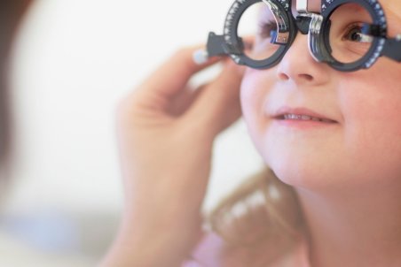 آغاز اجراي برنامه غربالگري اختلالات بينايي كودكان توسط مراكز مثبت زندگي