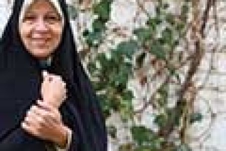 فائزه هاشمی: رأی به همتی را تکذیب می‌کنم