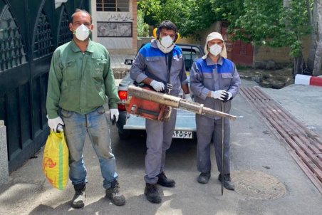 سم پاشی 4600 منهول شبکه فاضلاب شهرها و روستاهای لنجان