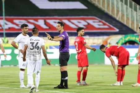 بر اساس حرف‌های سمیعی، سازمان لیگ پرسپولیسی است/ ما ۴ میهمان داشتیم،‌ حریف ۶۰ نفر!