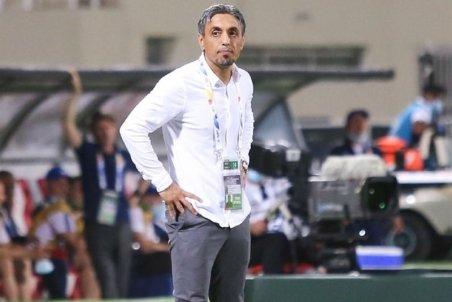 اعتراف خطیبی به دلال‌بازی : بازیکن و مربی آوردند و ارنج کردند