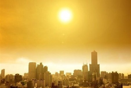 دمای هوا در استان خوزستان به ۴۹ درجه رسید / گرما ۱۴ شهرستان ‌را تعطیل کرد