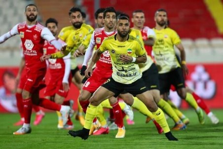 درخواست پرسپولیس از سازمان لیگ/ انتقاد از زمان بازی‌های سپاهان