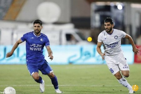 واکنش هافبک استقلال به اظهارات کنعانی زادگان