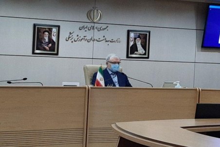 نمکی: خودکفایی کامل در تولید رمدسیویر/ در ماه‌های آینده از واکسن‌های خارجی کرونا بی نیاز می‌شویم