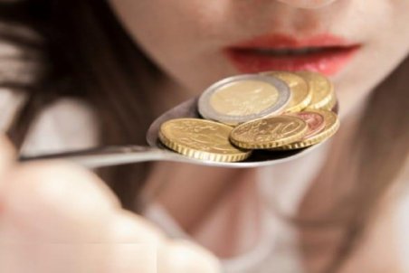 مزه فلز در دهان نشانه چیست؟