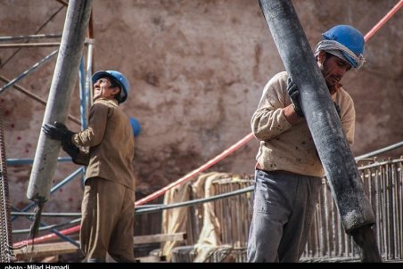 افزایش حقوق ۱۴۰۰ با گرانی‌ها از بین رفت/ حقوق کارگران حدود ۷ میلیون تومان با خط فقر فاصله دارد