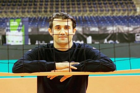 کریمی: جایی گفته نشده قرار است از قائمی و میرزاجانپور تست گرفته شود