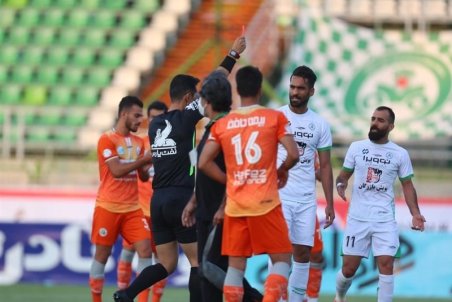 محمدزاده: کمیته انضباطی به پیشینه شهاب گردان توجه کند