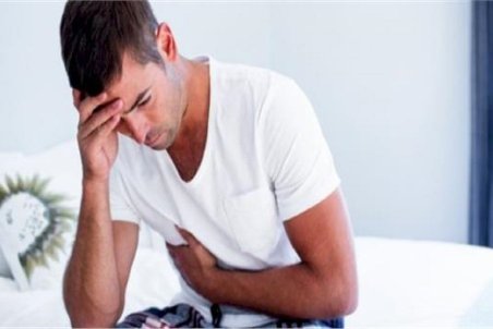 علائم وجود میکروب در معده + روش درمان