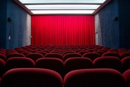 فعالیت سینماهای مشهد در گرو تصمیم ستاد استانی مقابله با کرونا است