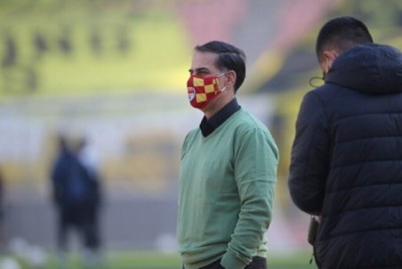 آذری: غوغا سالاری خواسته فوتبال ایران است