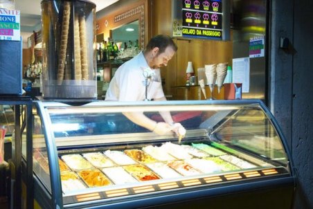 کام تلخ بستنی‌فروشان اهوازی در تابستان کرونایی