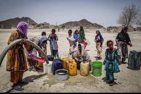 ۱۷ روستای هیرمند با کمک ارتش از تنش آبی خارج می‌شود