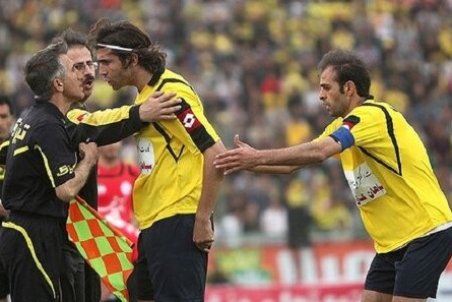 پشیمانی عقیلی از خداحافظی از فوتبال در آن مقطع