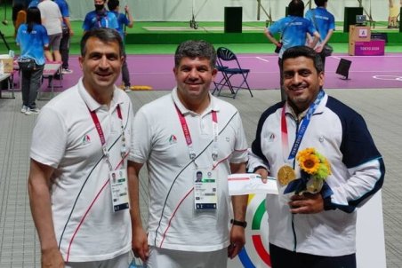 دادگر: این طلا را به رسانه‌های منتقد تقدیم می‌کنم