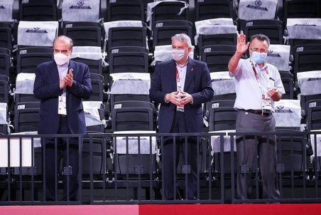 داورزنی: گفته بودیم تیم ملی والیبال واقعی را در المپیک ببینید