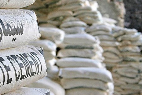 فرمول تاثیر نرخ سیمان در ساخت و ساز / سیمان با ظرفیت کمتر از ۴۰ درصد کار می‌کند