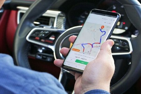 با نشان دادن محل دوربین ها و پلیس در مسیریاب ها مشکلی نداریم