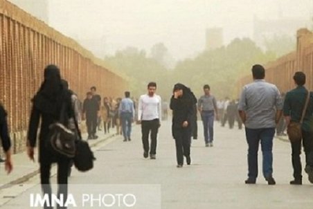 پیش‌بینی وزش باد و گرد و خاک در مناطق شرقی و مرکزی اصفهان