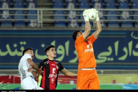 حسینی: پرسپولیس لیاقت قهرمانی را دارد